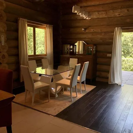 Chalet D'exception A *