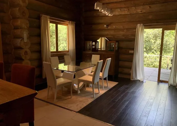 Chalet D'exception A *